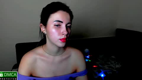 Snapshot of kira_moon_1 chatting on 12.13.24 Kira  online show from 12.13.24