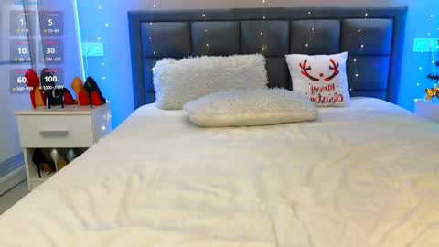 Kira online show from 12.30.24