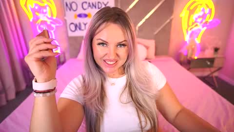 Kira online show from 11.04.25