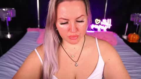 Kira online show from 12.01.25