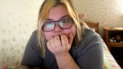 Just Kira online show from 01.04.25