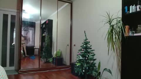 KiraGoldens online show from 01.19.26