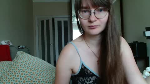 KiraGoldens online show from 05.31.26