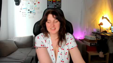 Kira  online show from 05.07.26