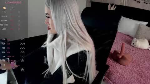 Kira online show from 11.29.25