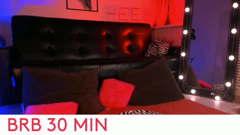 Snapshot of kiramontoyaa chatting on 03.08.25 Kira online show from 03.08.25