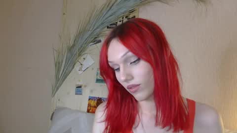 Snapshot of kirana_hayes chatting on 04.15.26 Kira online show from 04.15.26