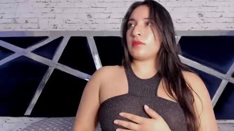 KiraStormm online show from 09.15.25