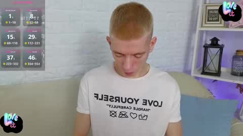 Snapshot of kireev_ chatting on 01.13.25    online show from 01.13.25