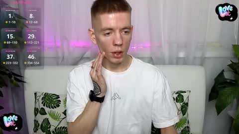 Snapshot of kireev_ chatting on 01.30.25    online show from 01.30.25