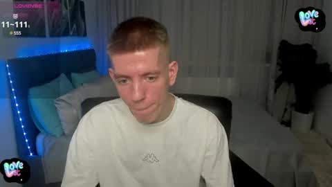 Snapshot of kireev_ chatting on 01.31.25    online show from 01.31.25