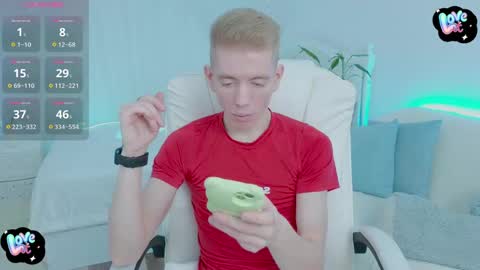 Snapshot of kireev_ chatting on 02.12.25    online show from 02.12.25