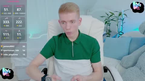 Snapshot of kireev_ chatting on 02.14.25    online show from 02.14.25