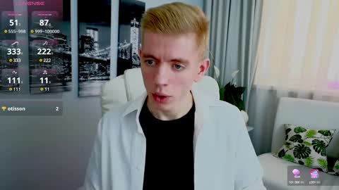 Snapshot of kireev_ chatting on 02.22.25    online show from 02.22.25