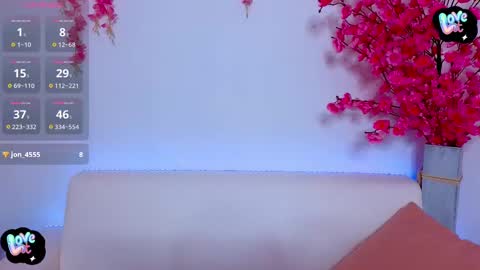 Snapshot of kireev_ chatting on 02.25.25    online show from 02.25.25