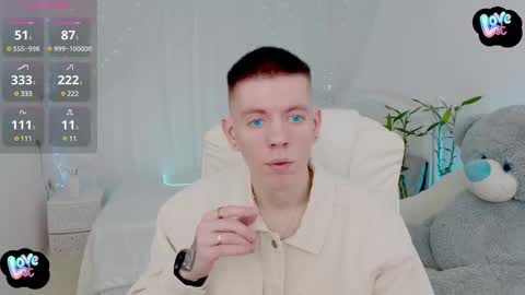 Snapshot of kireev_ chatting on 03.04.25    online show from 03.04.25