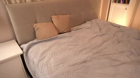 kiri_pvt online show from 11.12.25