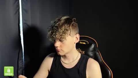 Snapshot of kirill_20_cm chatting on 01.19.26 Kirill and Andrey online show from 01.19.26