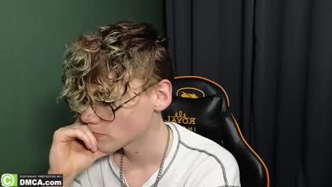 Snapshot of kirill_20_cm chatting on 02.20.26 Kirill and Andrey online show from 02.20.26