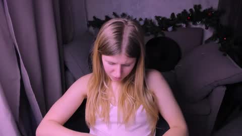 Kira online show from 12.12.24