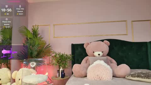 Kirra online show from 04.02.26