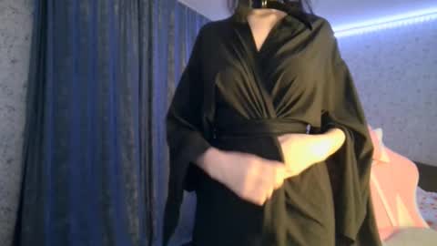 Nicole online show from 10.20.25