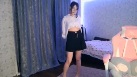 Nicole online show from 10.23.25