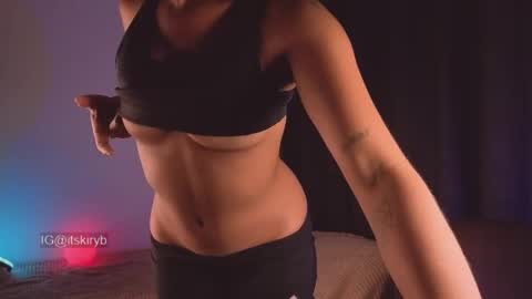 Snapshot of kiry_blossom chatting on 11.15.25 See you in a few minutes today December 1st. online show from 11.15.25