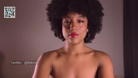 Snapshot of kiry_blossom chatting on 11.23.25 See you in a few minutes today December 1st. online show from 11.23.25