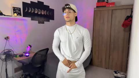 Snapshot of kisan_smith chatting on 09.26.25 Kisan online show from 09.26.25