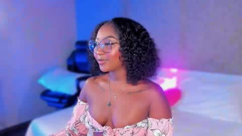 kishalove_ online show from 11.08.25