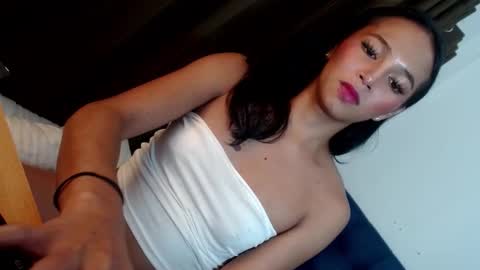 kishayang23 online show from 10.21.25