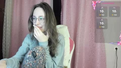 Snapshot of kiskisw chatting on 10.13.25 Asty online show from 10.13.25