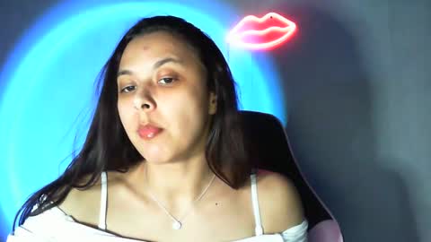 kiss_ameliaa online show from 02.19.25