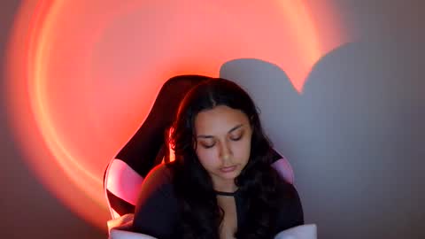 kiss_ameliaa online show from 10.14.25