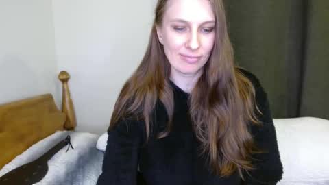Snapshot of kissallie chatting on 12.24.24 Allie online show from 12.24.24