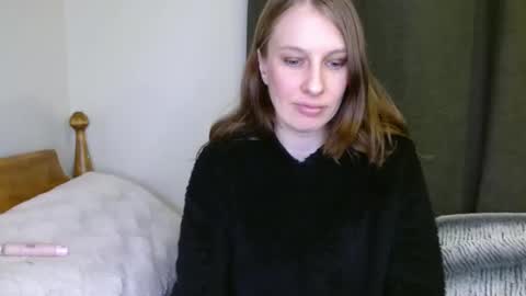 Snapshot of kissallie chatting on 02.05.25 Allie online show from 02.05.25