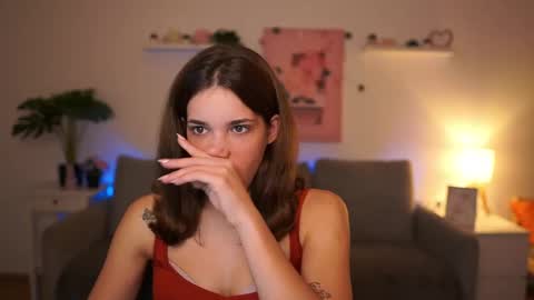 Sisi online show from 10.27.25