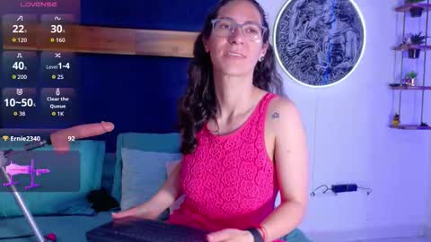 Snapshot of kissingcobank chatting on 11.25.25 Kissing Company online show from 11.25.25