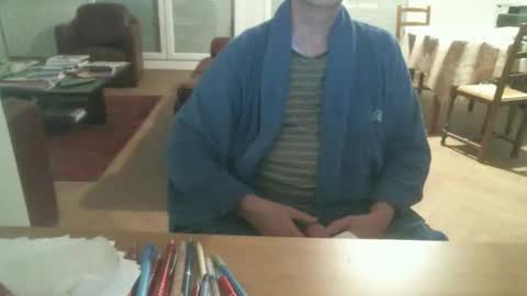 Snapshot of kisslog1 chatting on 11.01.25 kisslog1 online show from 11.01.25