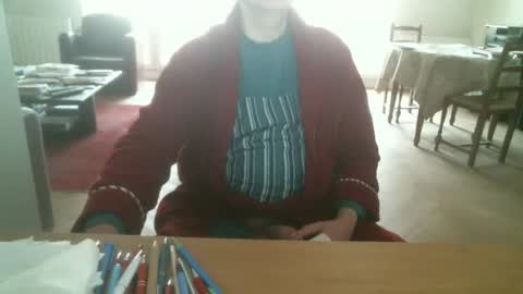 kisslog1 online show from 11.30.25