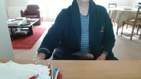 Snapshot of kisslog1 chatting on 05.16.26 kisslog1 online show from 05.16.26