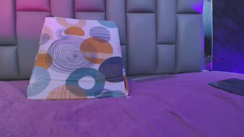 BELLA FLAME online show from 10.02.25