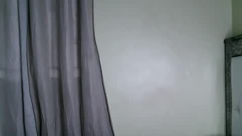 kisssmiles online show from 10.18.25