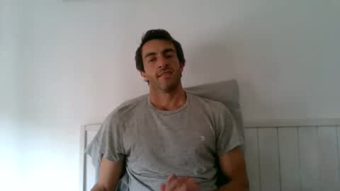 Snapshot of kitosssss chatting on 11.02.25 Steve Cocks online show from 11.02.25