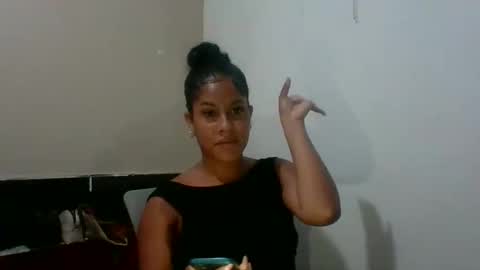 kitra_new online show from 10.28.25