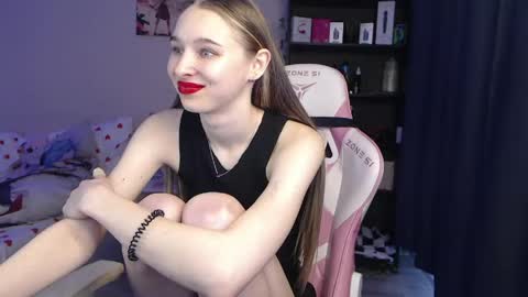 Snapshot of kitsuneyx chatting on 05.23.26 kitsuneyX online show from 05.23.26