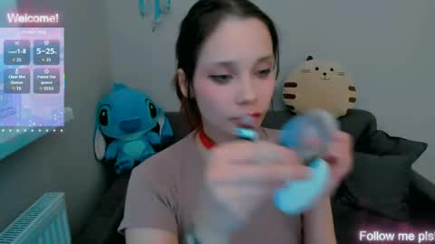 Snapshot of kitten_alisa chatting on 05.24.26 Alissa online show from 05.24.26