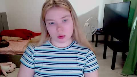 Jennyblonde and Emmabrunette online show from 02.24.26