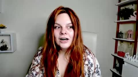 Snapshot of kittengingerxo chatting on 06.18.26 Kitten online show from 06.18.26